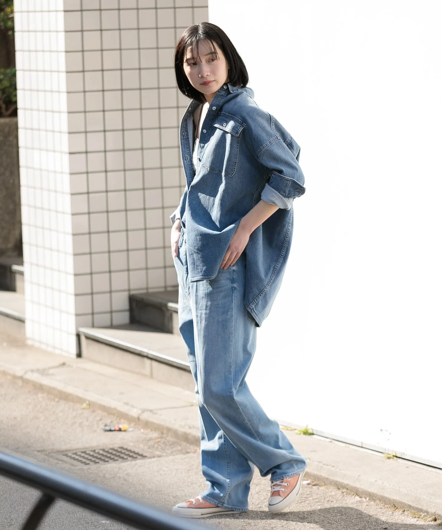 【WOMEN】Healthy denim Nuts Light Pocket